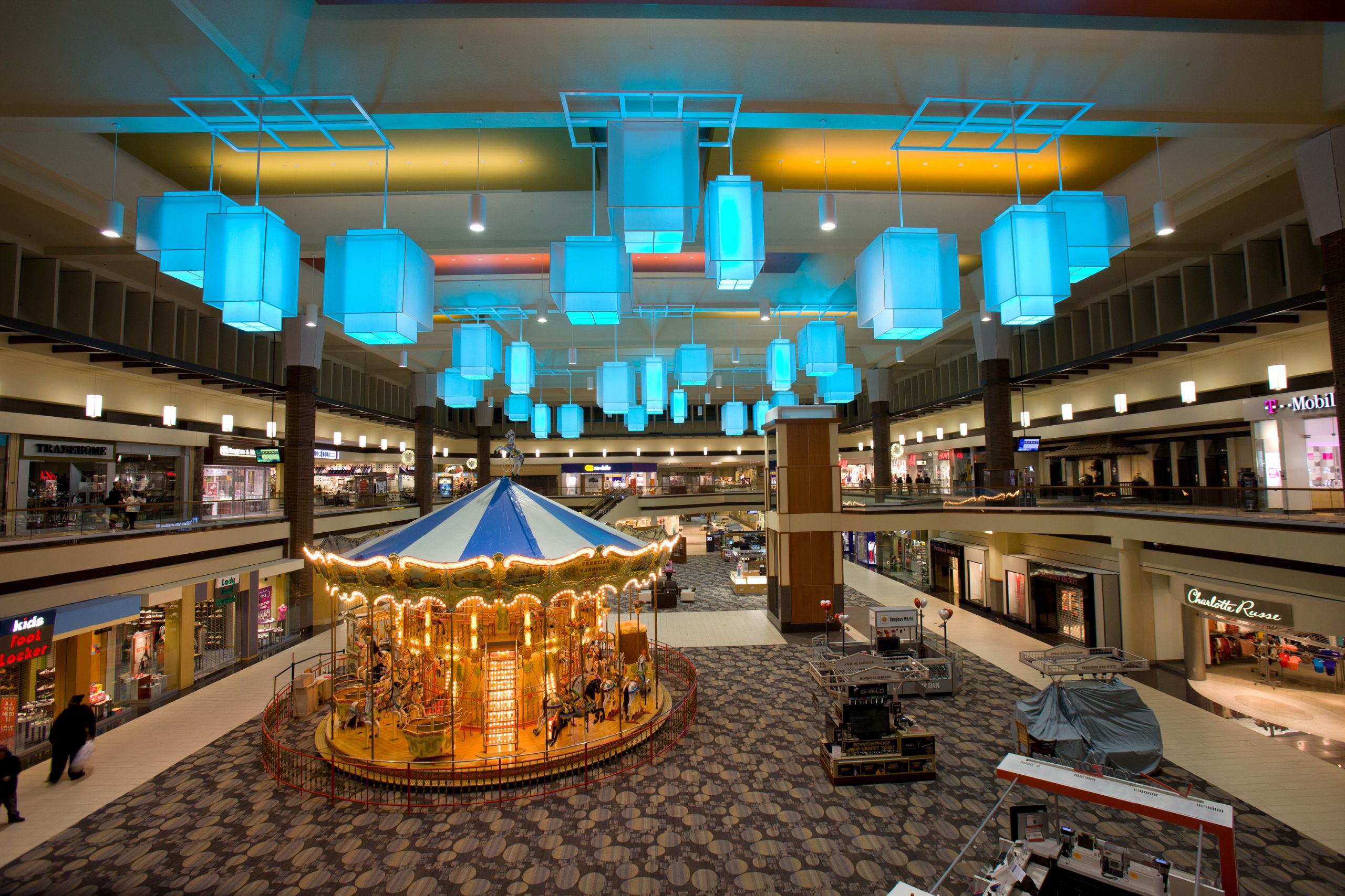 Maplewood Mall Boasts a Kaleidoscope of Polychromatic Color with