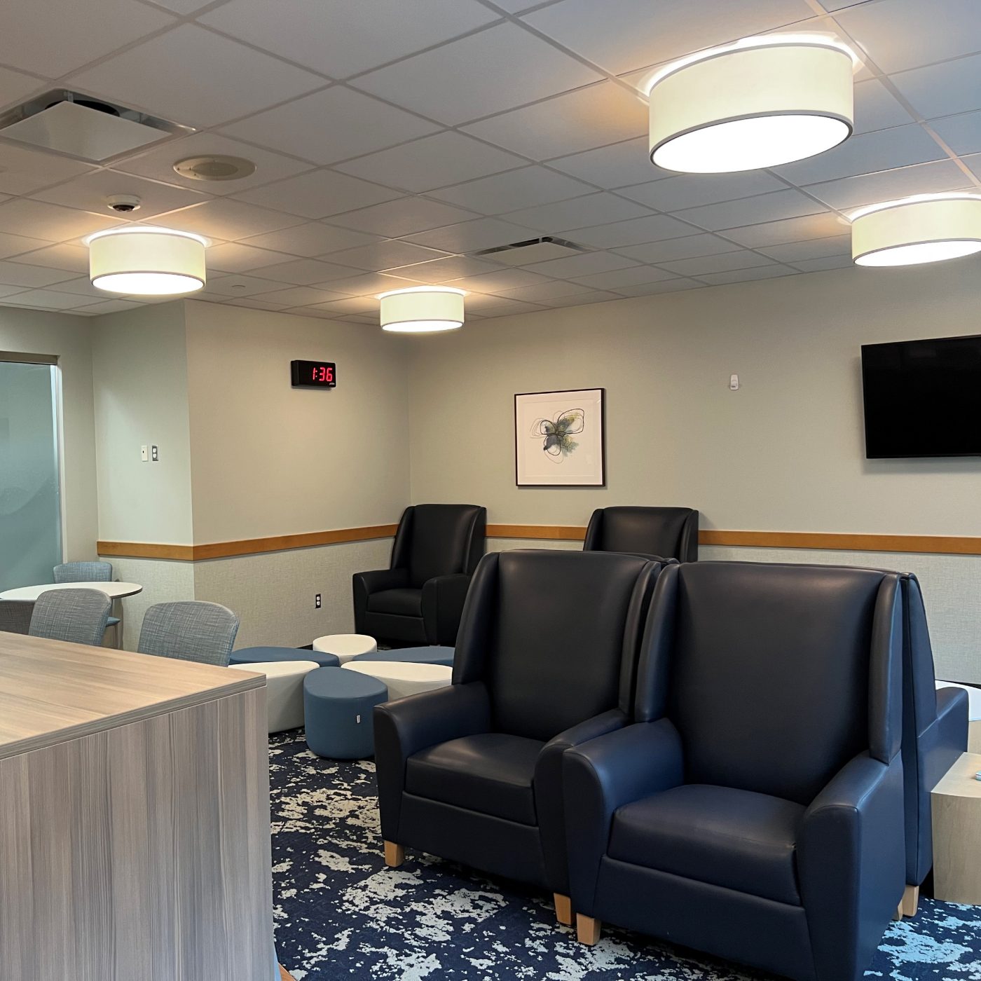 Lumetta’s 23” Surface Mounted Drum Fixtures Cast a Feeling of Comfort and Warmth at the Sands-Constellation Center for Critical CareJune 2022